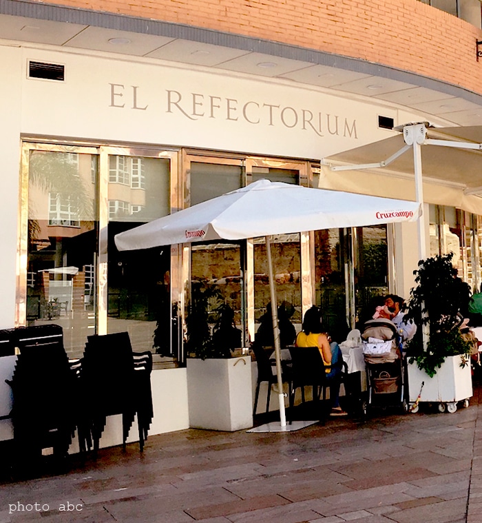 bar refectorium